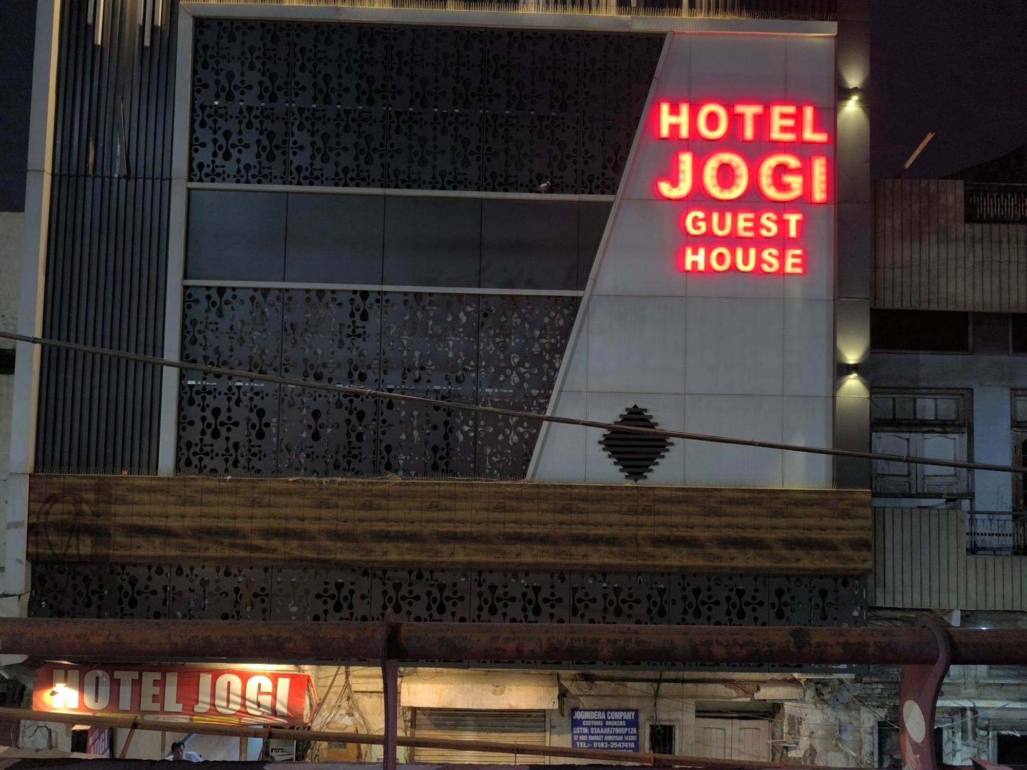 Hotel Jogi Guest House Welcome All Families, Friends, Groups, Couples, Singles Fully Airconditioner, Attach Washrooms, Lift, Wifi, 24 Hours Room Service, Power Backup Амритсар Экстерьер фото